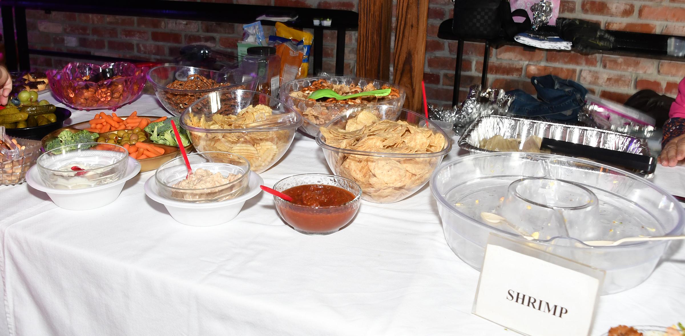 Krewe Of Olympus Appreciationrush Party At Jr'S Bar And Grill (60) (Ps) (Posted T 3-12-24) = S